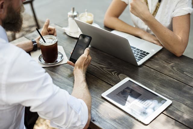 5 Tips for Selling Safely on Craigslist
